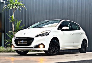 PEUGEOT 208 1.2 ALLURE 2017