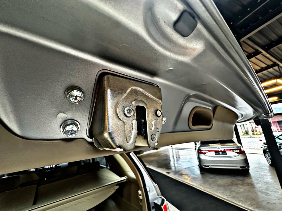 TOYOTA HILUX SW4 SR FLEX 2015 - Foto 14