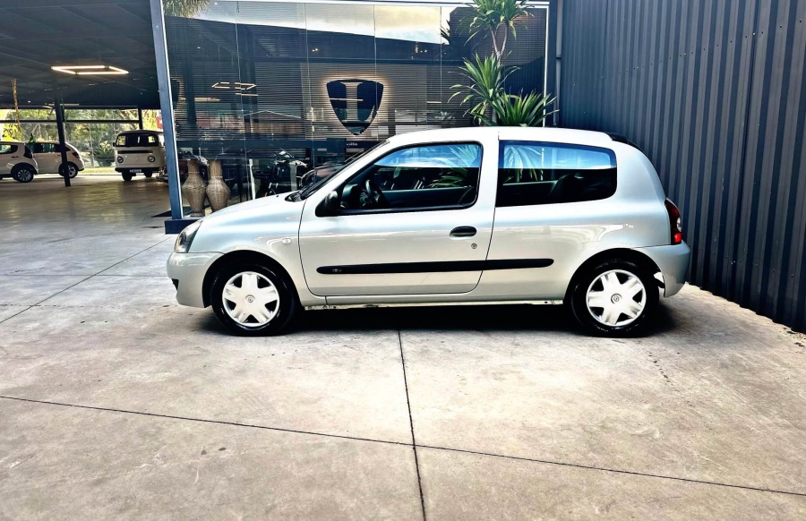 CLIO 1.0 2009 - Foto 6