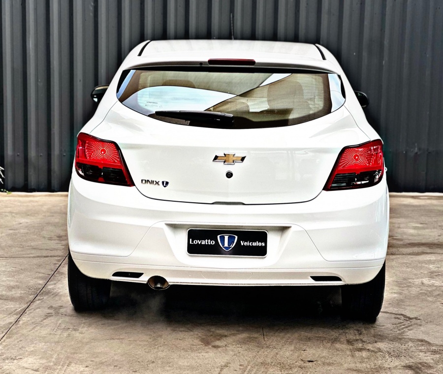 GM ONIX JOY 2019 - Foto 18