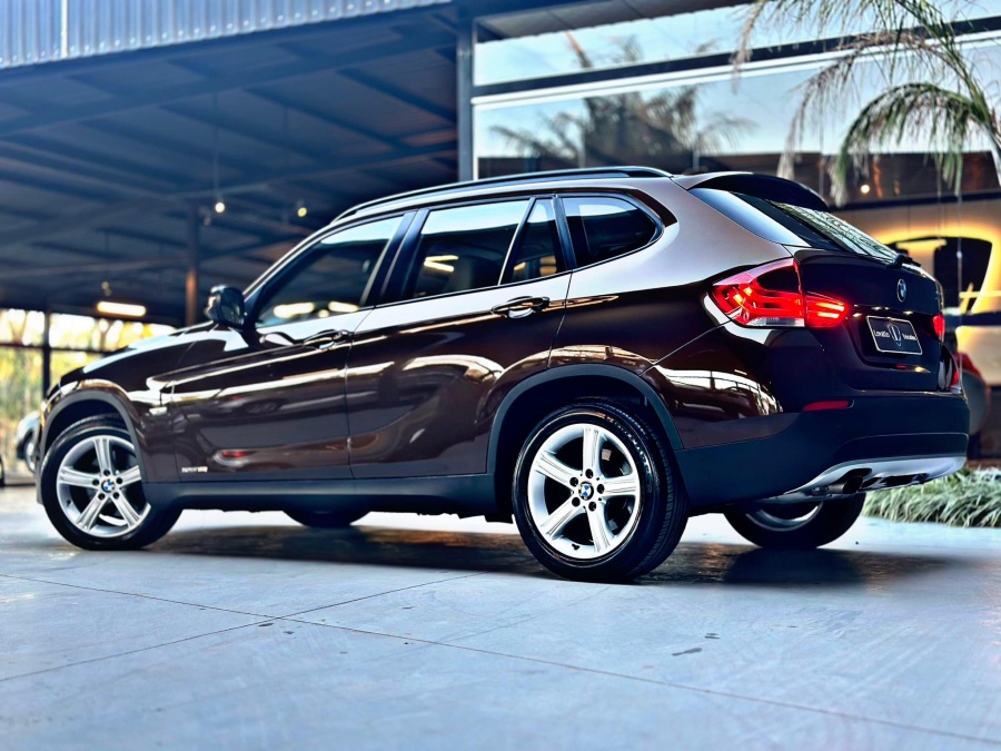 BMW X1 SDRIVE 18i AUTOMÁTICO 2013 - Foto 6