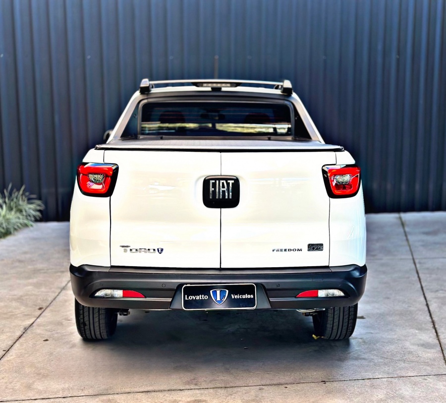 FIAT TORO FREEDOM 1.3T 2023 AUTOMÁTICO  - Foto 13
