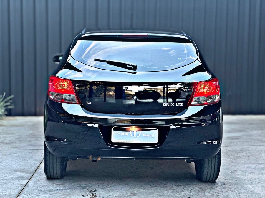 GM ONIX LTZ 1.4 2016 - Foto 13