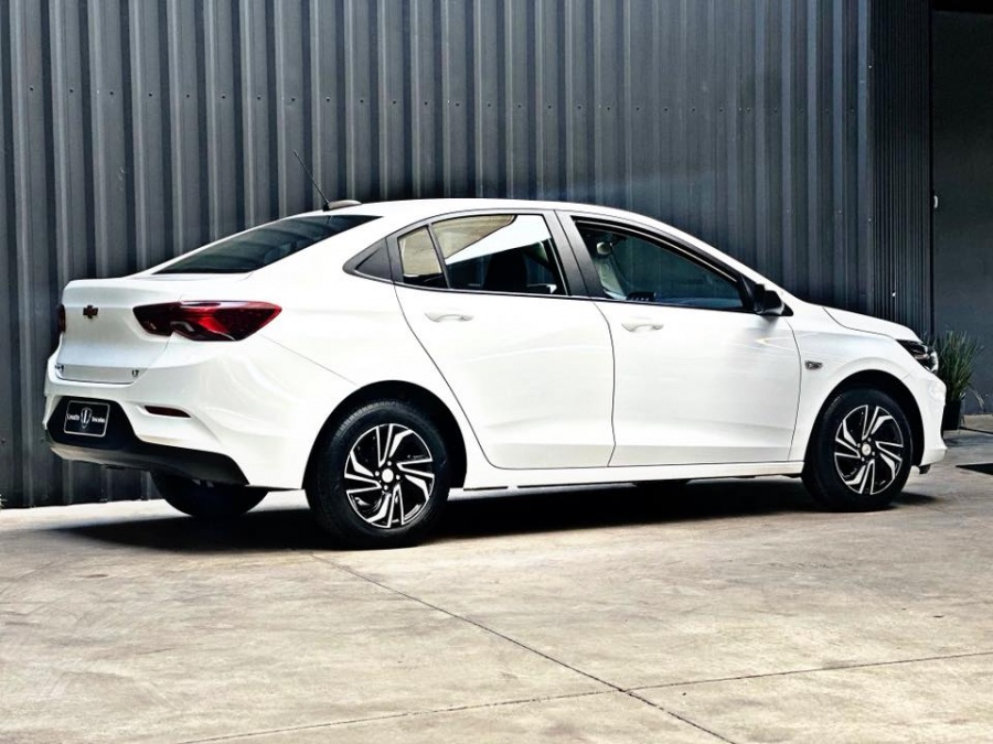 ONIX LT PLUS(SEDAN)2024 - Foto 12