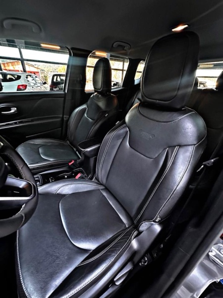 JEEP RENEGADE LONGITUDE 1.3T T270 180CV 2023 - Foto 12