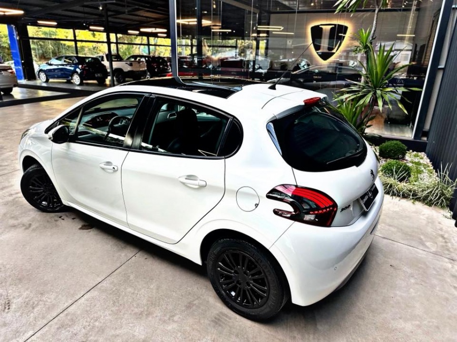 PEUGEOT 208 1.2 ALLURE 2017 - Foto 9
