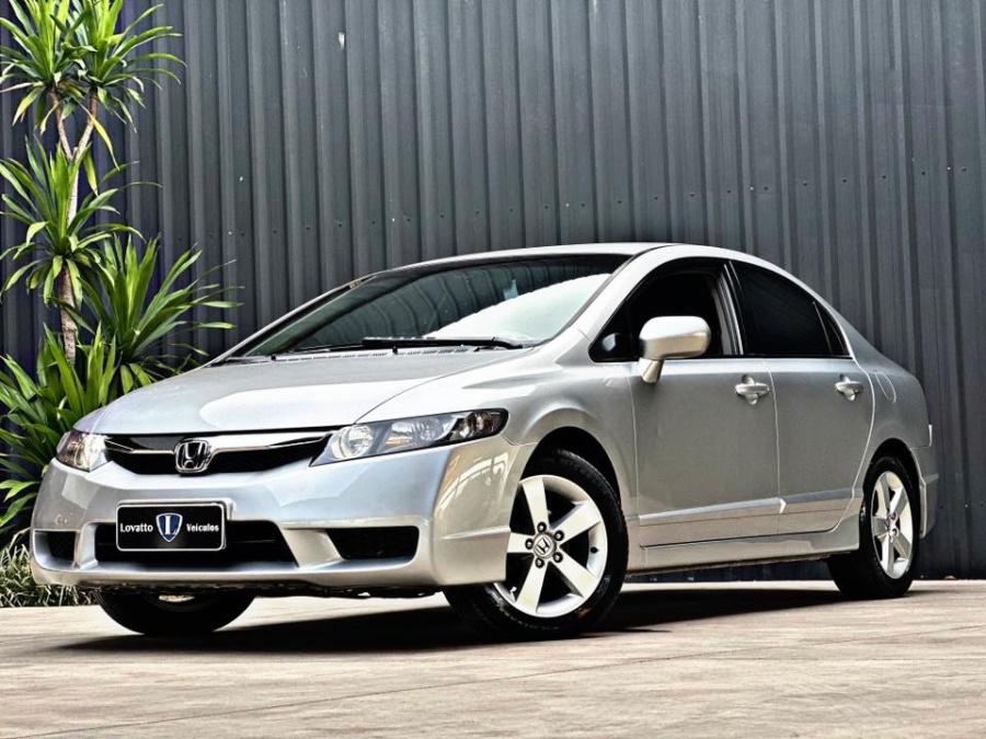 HONDA NEW CIVIC LXS 2010  - Foto 1