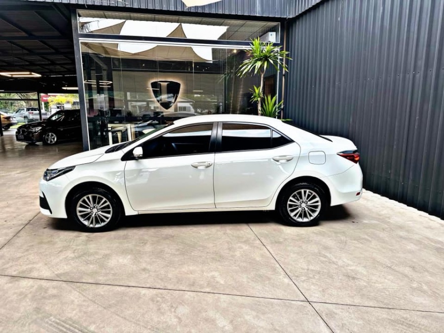 TOYOTA COROLLA UPPER GLi 2019 - Foto 5