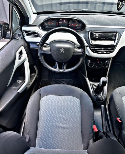 PEUGEOT 208 ACTIVE 1.5 2014 - Foto 10