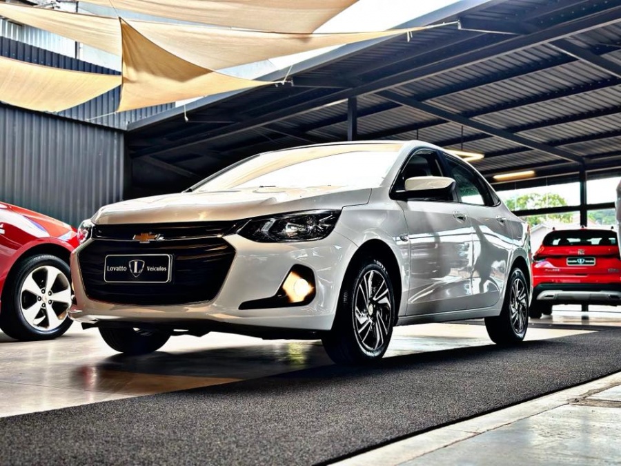 ONIX LT PLUS(SEDAN)2024 - Foto 3