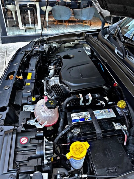 JEEP RENEGADE LONGITUDE 1.3T T270 180CV 2023 - Foto 10