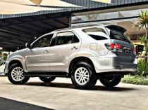 TOYOTA HILUX SW4 SR FLEX 2015 - Foto 7