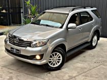 TOYOTA HILUX SW4 SR FLEX 2015 - Foto 4